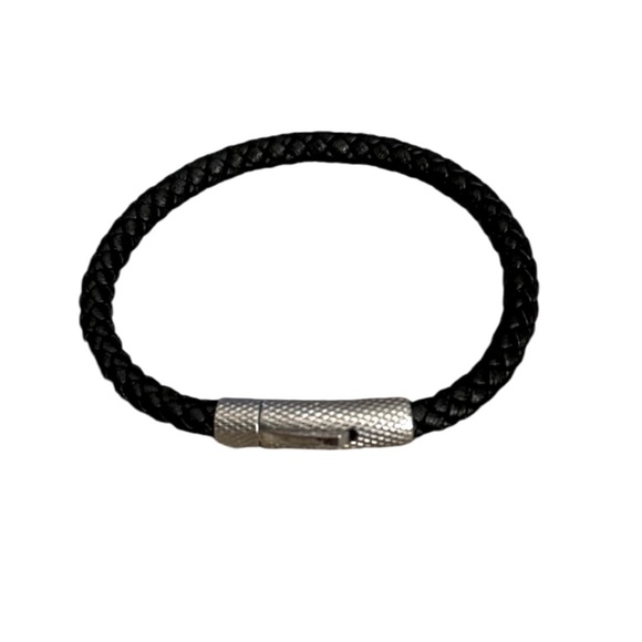 Men’s Black & Silver Bracelet NWOT - Picture 1 of 6